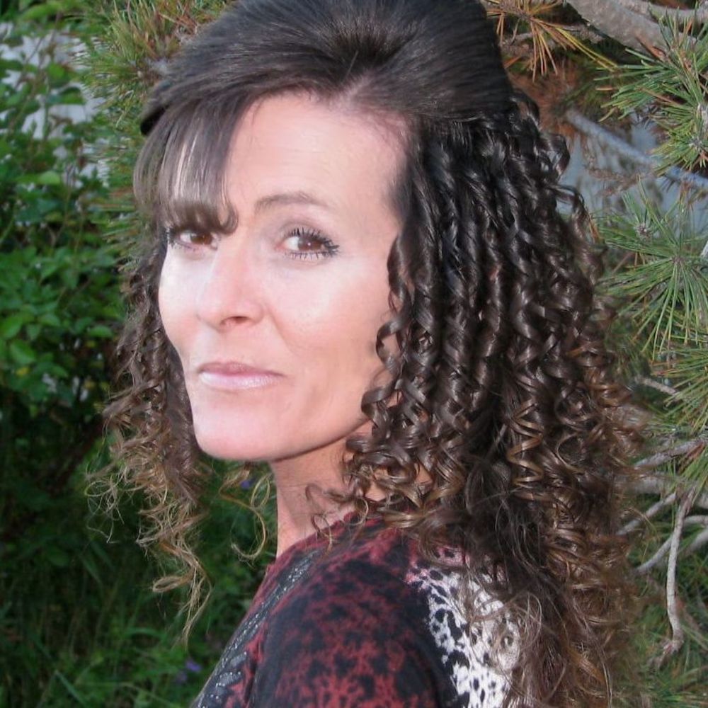 Meet your Posher, Tina